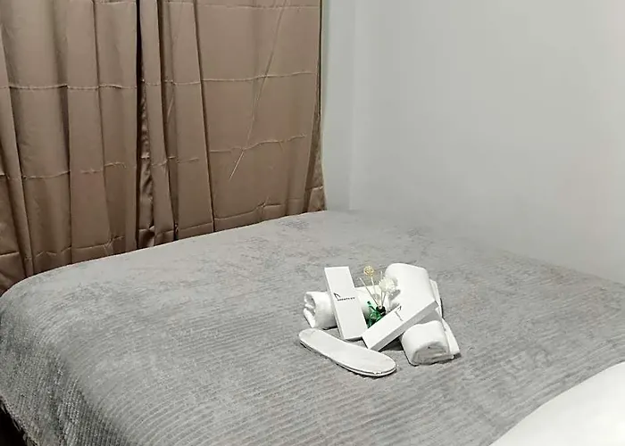 Apartment Shore 2 Tower 1 2 Bedroom Near Moa View Manila