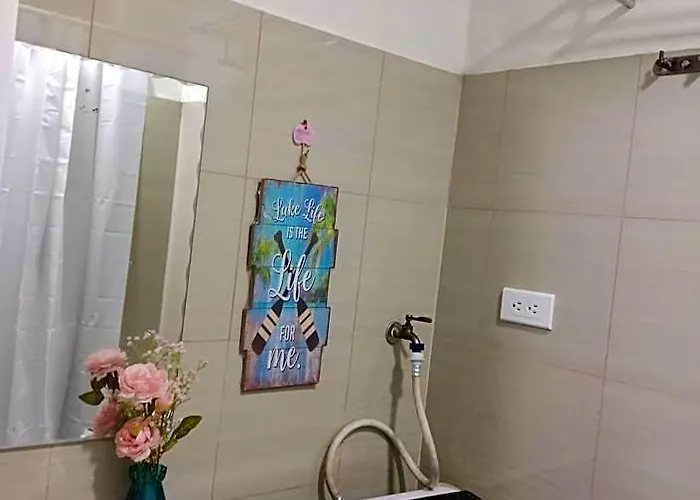 Shore 2 Tower 1 2 Bedroom Near Moa View