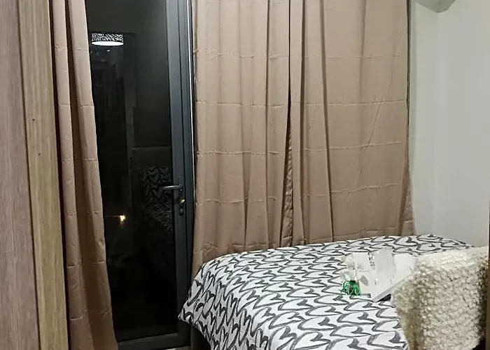 Shore 2 Tower 1 2 Bedroom Near Moa View *