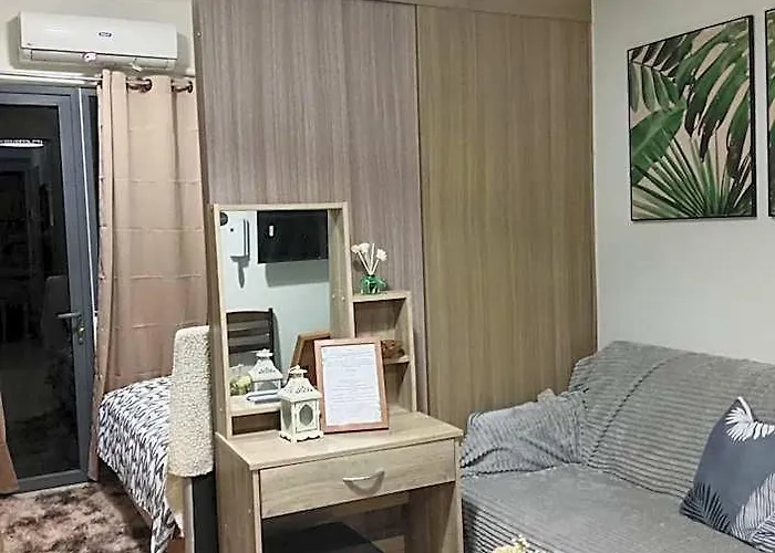 Shore 2 Tower 1 2 Bedroom Near Moa View *